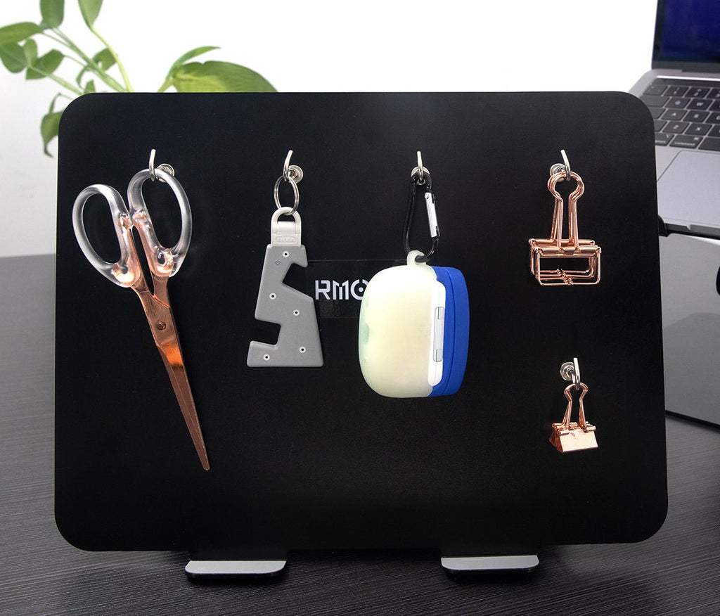 Effortlessly Organize Your Essentials with Magnetic Hooks on the Rmour MT3 Stand - Rmour by creatiodesign